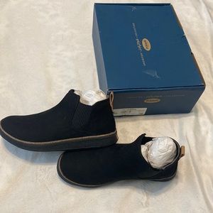Dr Scholl’s See Me Booties - size 7